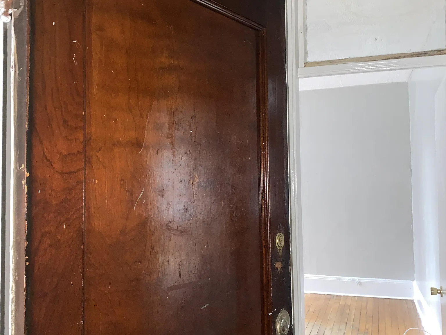 3 bed, $3,900 — Photo 3