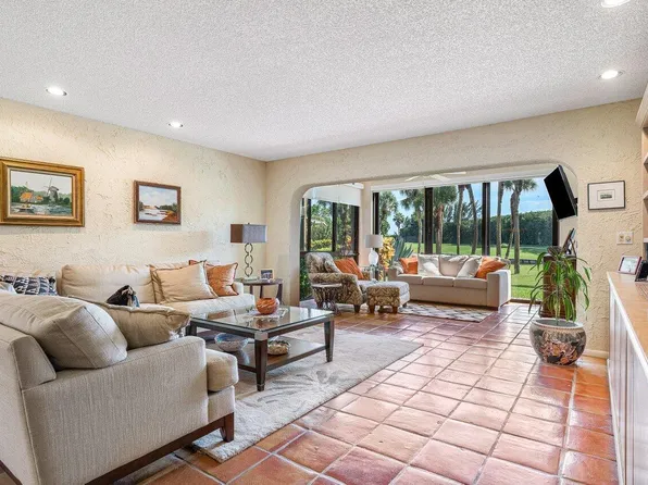 19 Westgate Lane #A, Boynton Beach, FL 33436