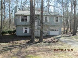 2996 Valley View Cir, Powder Springs, GA 30127