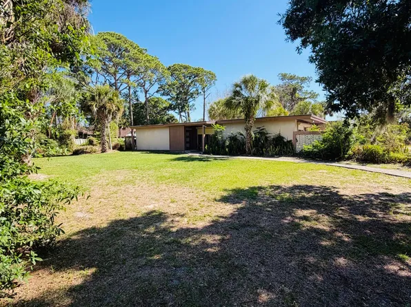 2300 Pineapple Pl, Merritt Island, FL 32952