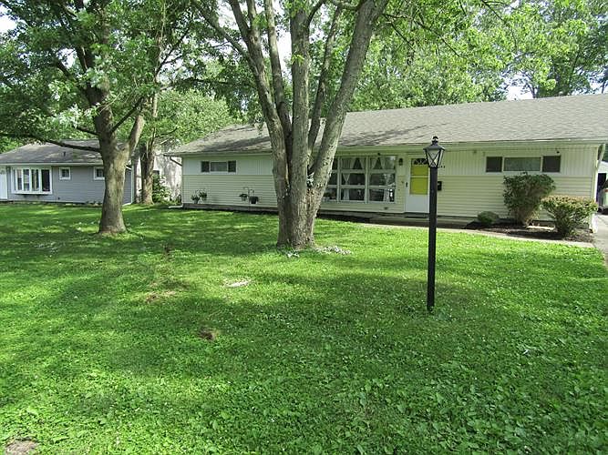 1st image of 1395 Trachsel Ave