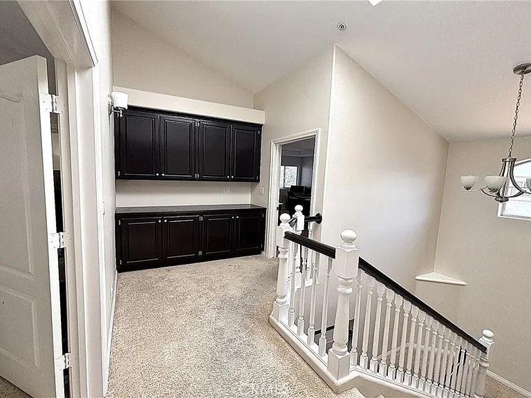 2211 Dufour Ave #B — Photo 17