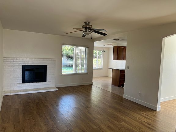 4th image of 3613 Kingsport Way
