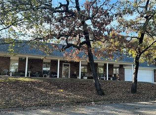 307 Mission Dr, Poteau, OK 74953