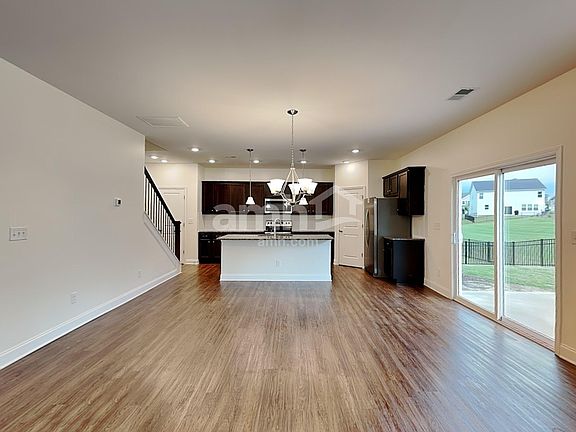 5th image of 103 Garrison Grove Ct