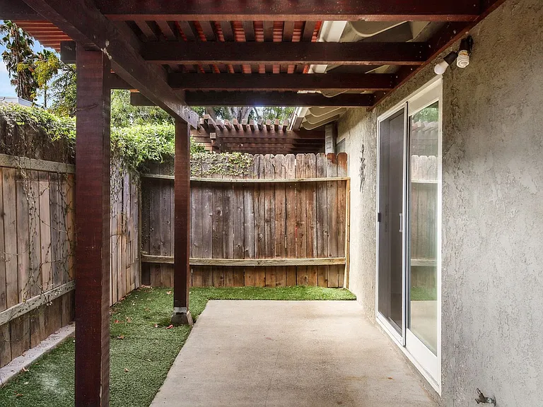 844 N Morgan St #A — Photo 20