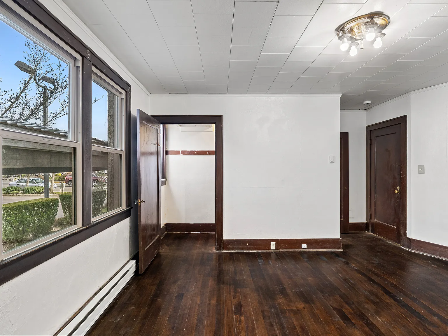 Studio, 400 sqft, $800 — Photo 4