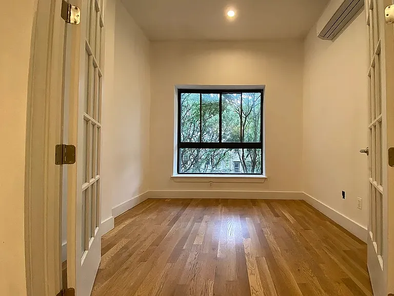 69 Granite St #2BB — Photo 3