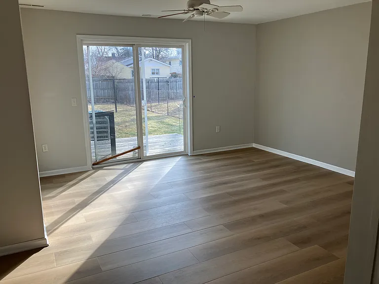 314 N Harris St — Photo 5
