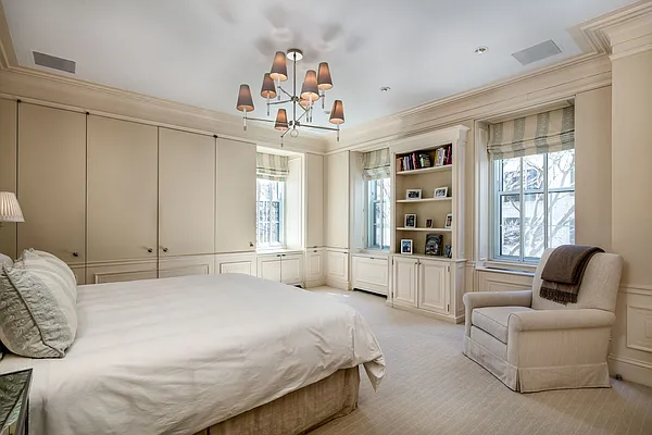 Sold by Stribling | media 6