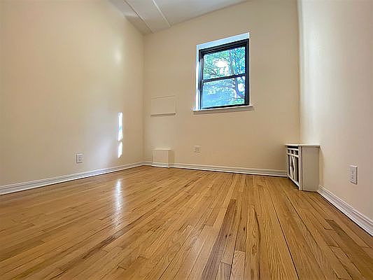 5th image of 7 W 87th St #4M