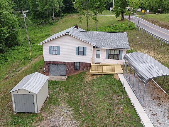 2nd image of 1825 Freehill Rd