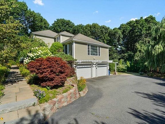 4th image of 89 Boulder Hill Rd