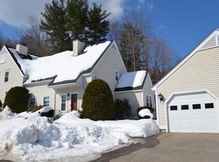 14 Apple Tree Dr #A, Goffstown, NH 03045