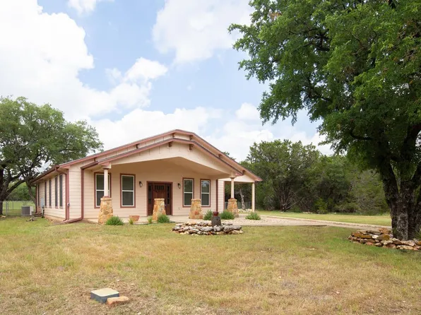 53 Persimmon Dr, Wimberley, TX 78676