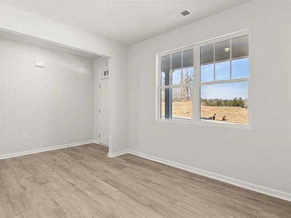 3rd image of 2923 Daxton Ln