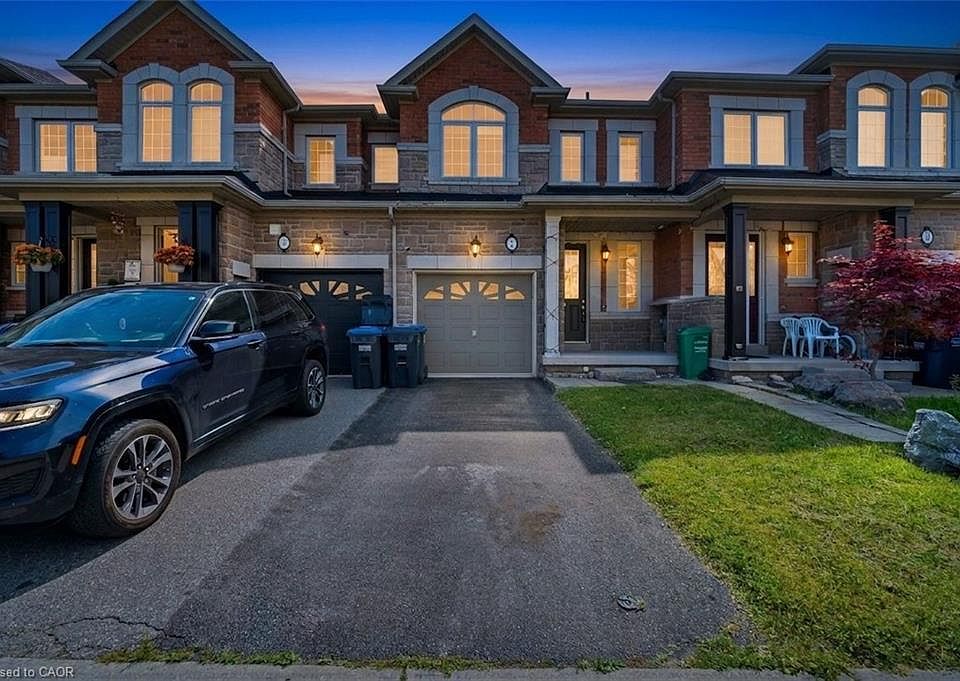 1st image of 7 Dufay Rd