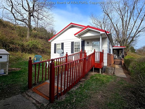 2nd image of 3334 Redmond Ridge Rd