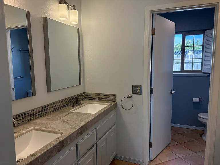 415 Wellington Dr — Photo 12