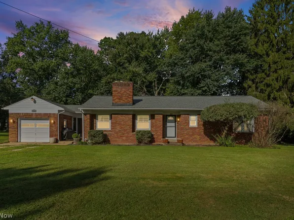 3792 Baird Rd, Stow, OH 44224