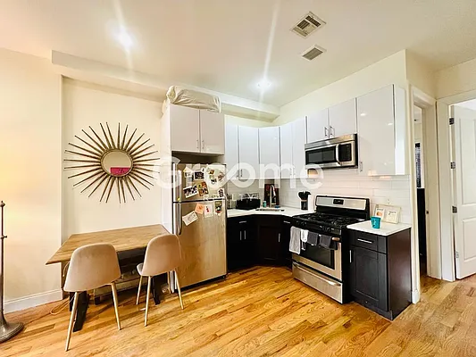 Rented by GROOME REALTY LLC | media 4