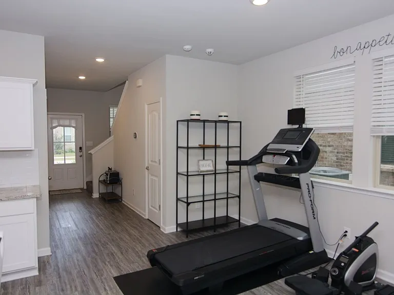 6720 Tiger Pointe Dr — Photo 7
