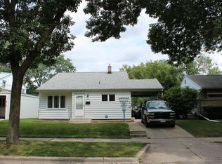 8108 W Scranton Pl, Milwaukee, WI 53218