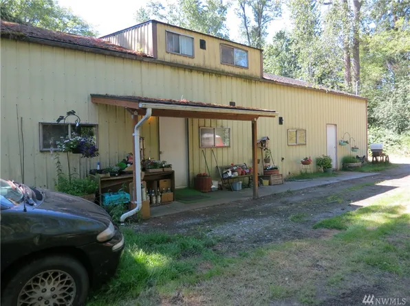 6314 Ershig Rd, Bow, WA 98232