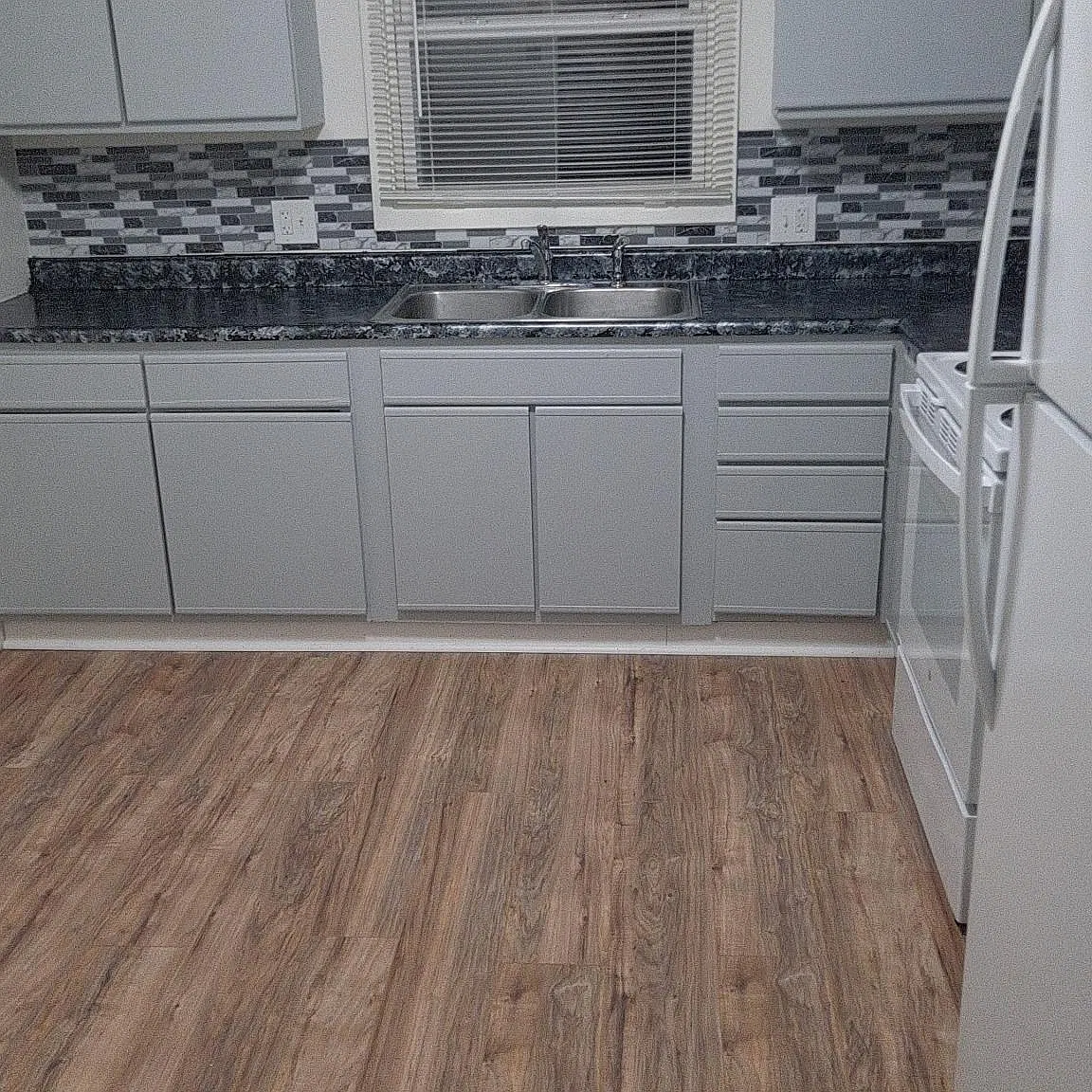 2 bed, 672 sqft, $875 — Photo 1