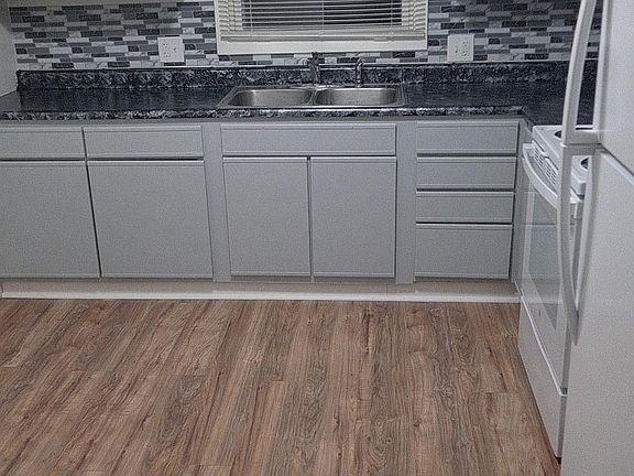 4th image of 1804 E 6th St #3