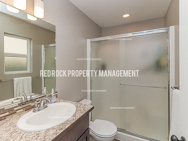 18431 E Selkirk Estates Rd — Photo 20