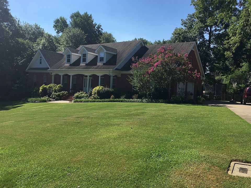 1st image of 250 Hazelwood Ln