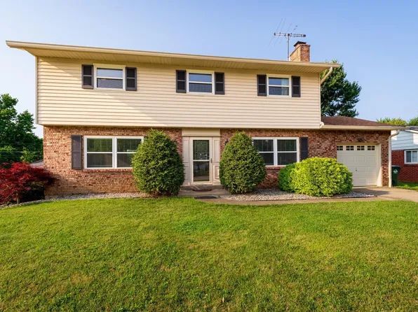 8257 Northport Dr, Cincinnati, OH 45255