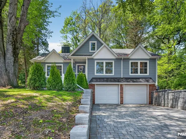 789 Kinderkamack Rd, Oradell, NJ 07649