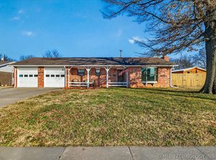 872 Concord Dr, Bartlesville, OK 74006