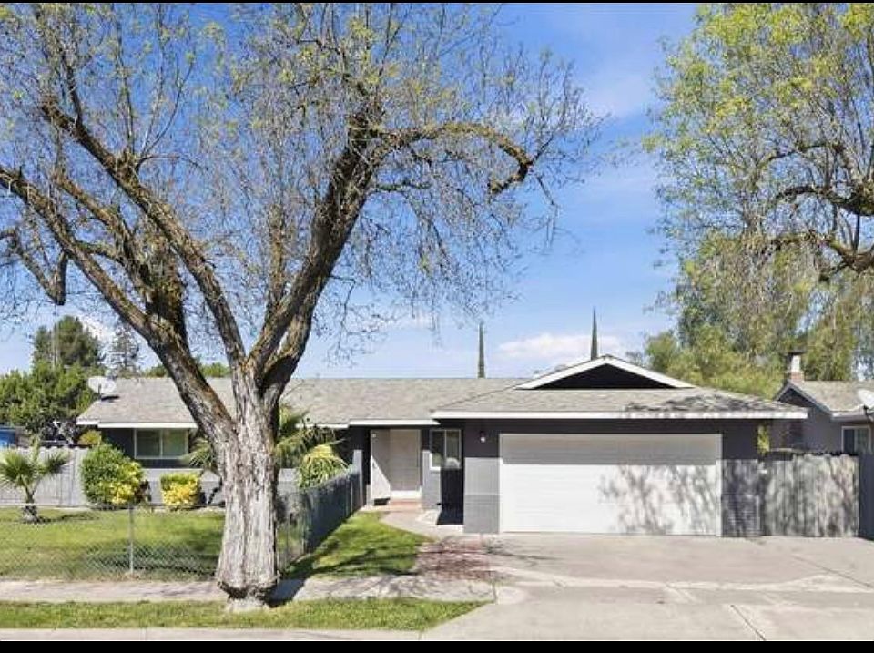 1st image of 209 Tokay Ave