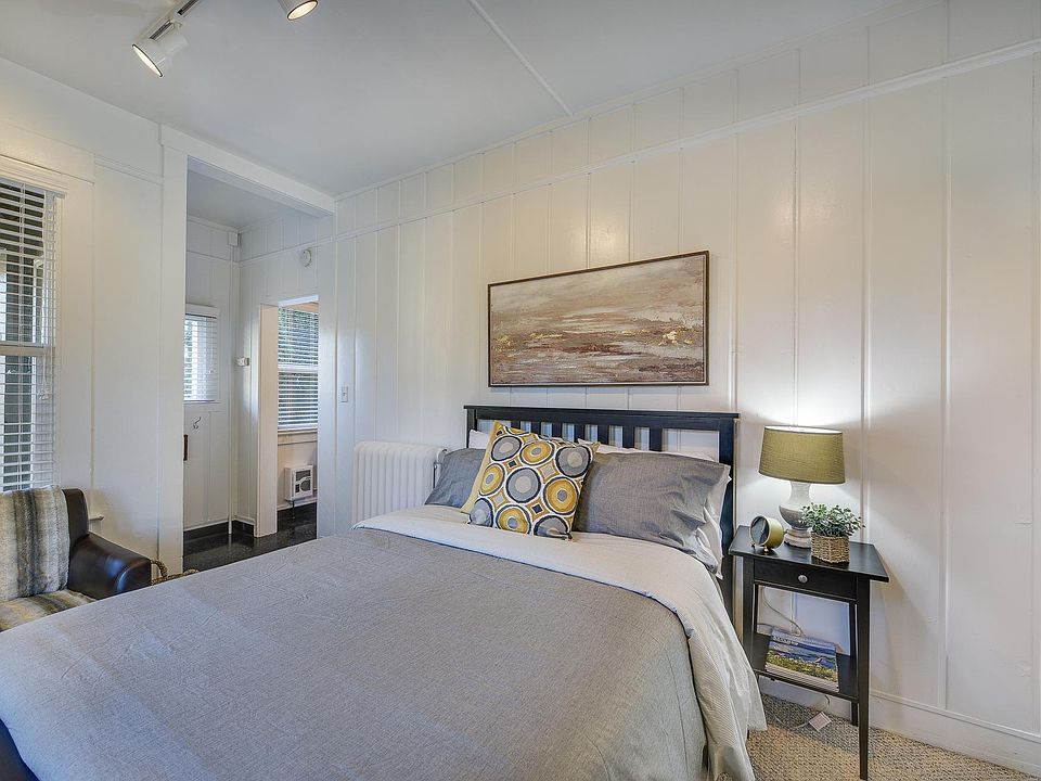2nd image of 1842 NW 25th Ave #9