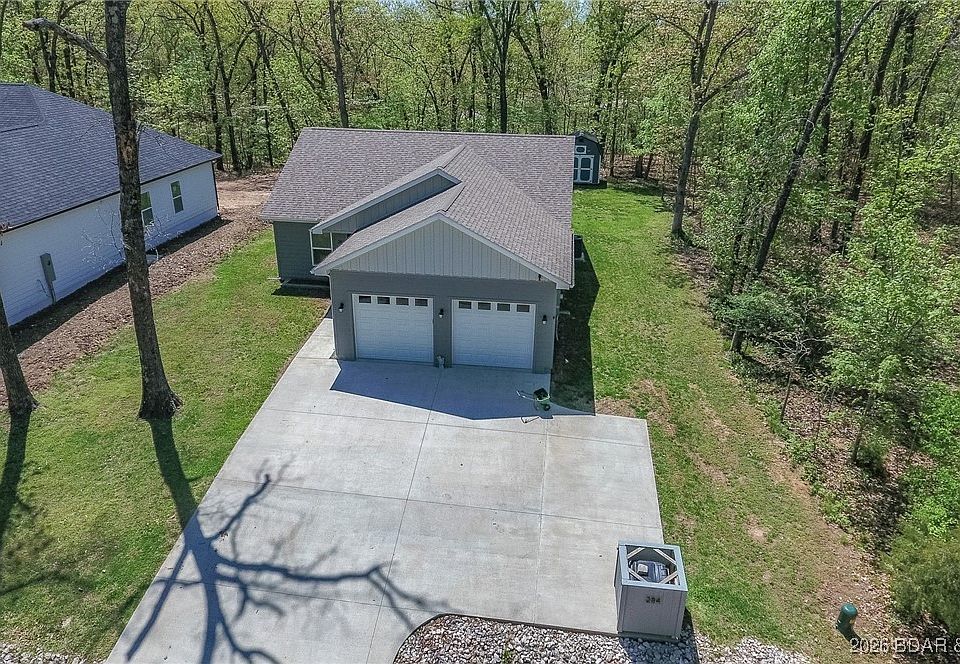1st image of 284 Bloomington Dr