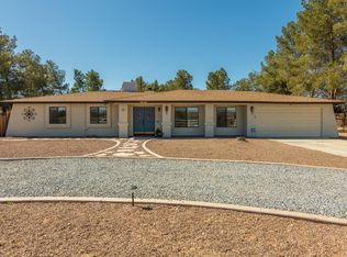 20423 Yucca Loma Rd, Apple Valley, CA 92307