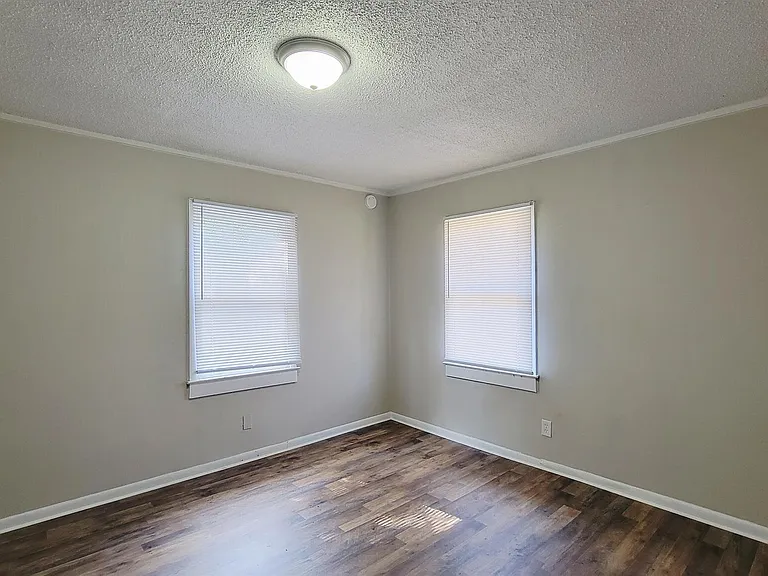 400 Walnut St — Photo 15
