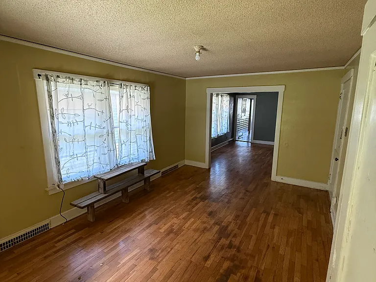 1116 SW Taylor St #3 — Photo 3