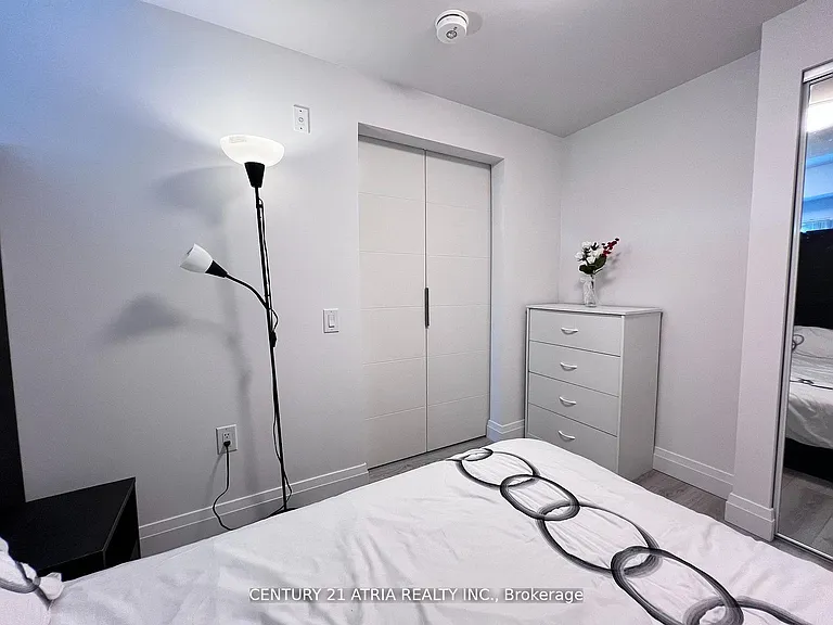 652 Princess St #411 — Photo 14