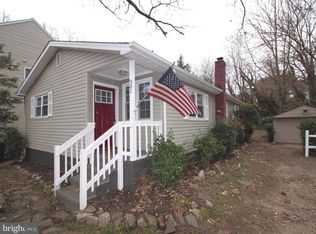 301 Thelma Ave, Glen Burnie, MD 21061