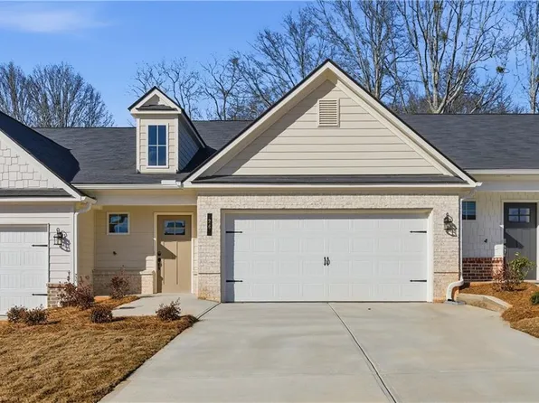 26 Silver Leaf Ln #3, Dawsonville, GA 30534