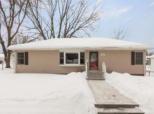 1702 Ivy Ave E, Saint Paul, MN 55106