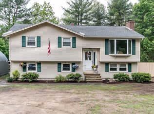136 Main St, Townsend, MA 01469