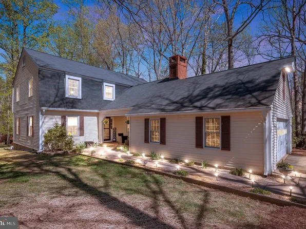 104 Eagle Ct, Locust Grove, VA 22508