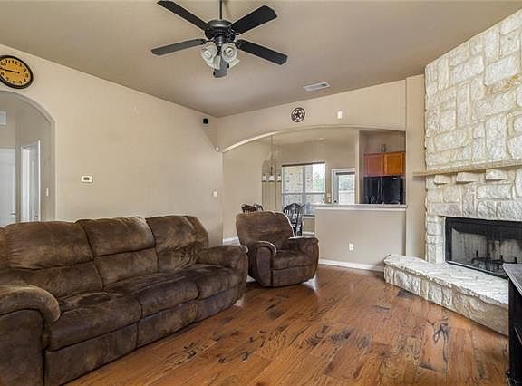 4th image of 1491 Robinwood Ct