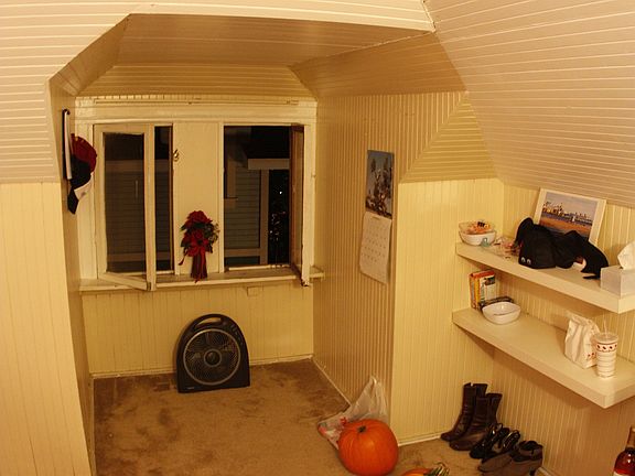 #301 small room $1000