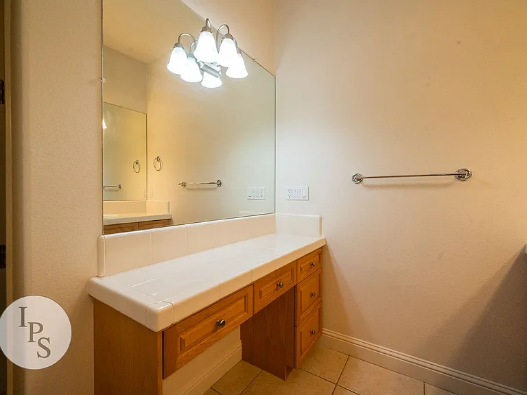 32 W Serena Ave — Photo 21
